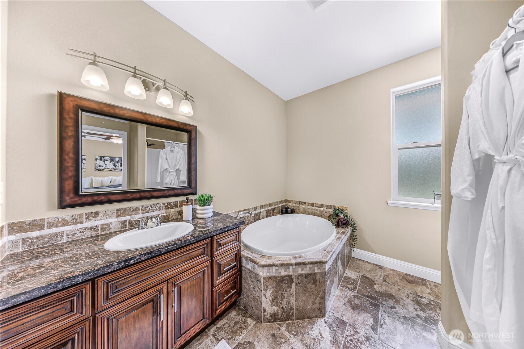 7911 Oregon Trail Maple Falls, WA 98266 - Photo 21 of 40