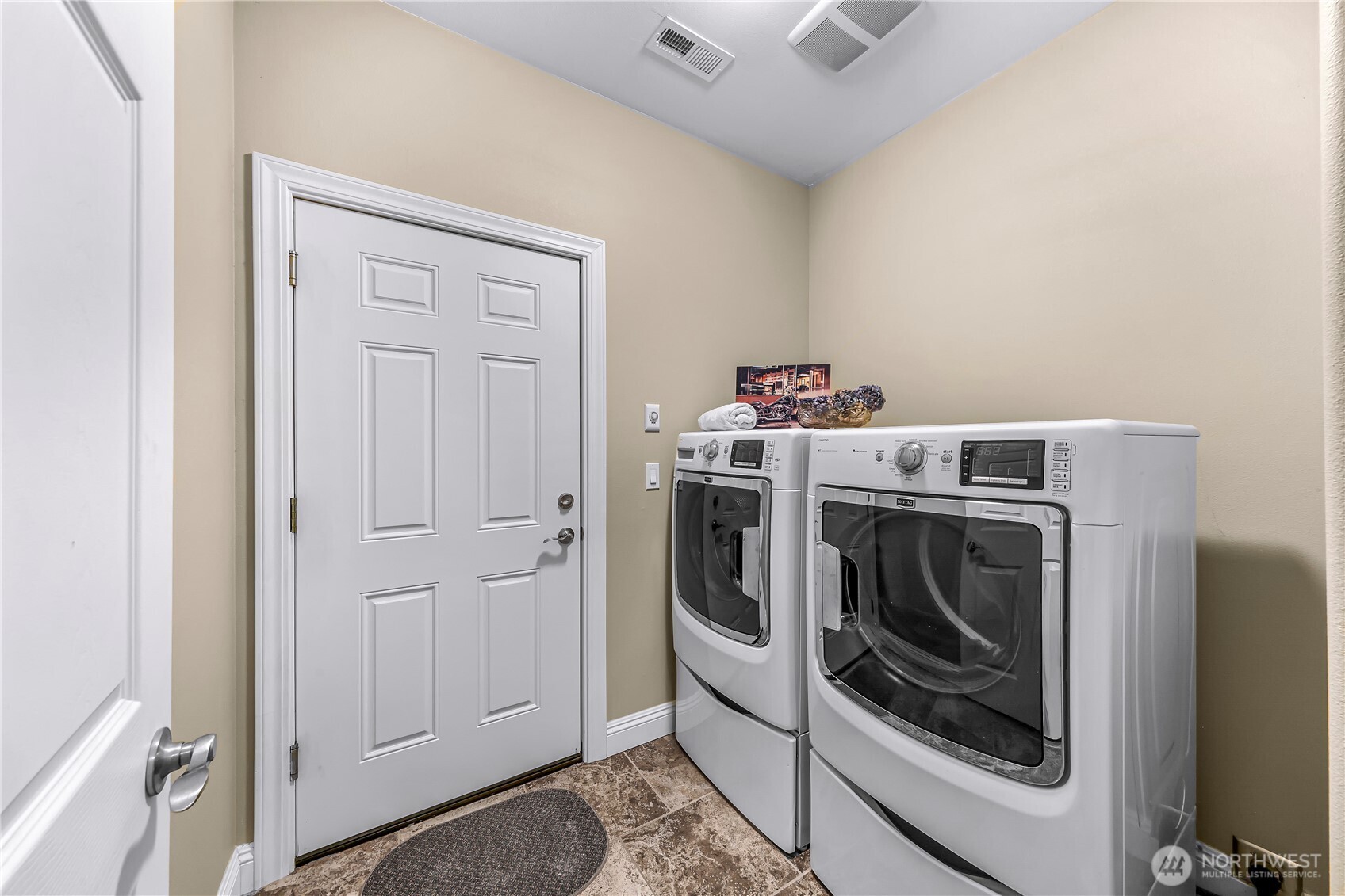 7911 Oregon Trail Maple Falls, WA 98266 - Photo 26 of 40