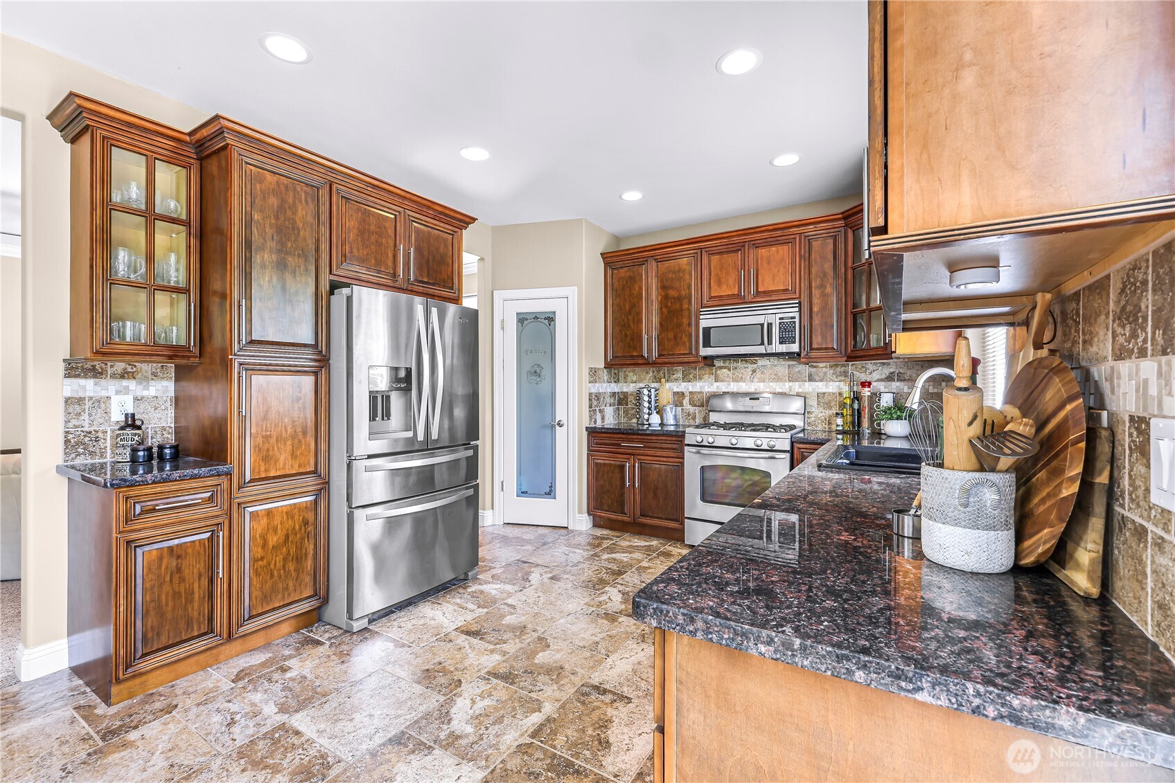 7911 Oregon Trail Maple Falls, WA 98266 - Photo 6 of 40