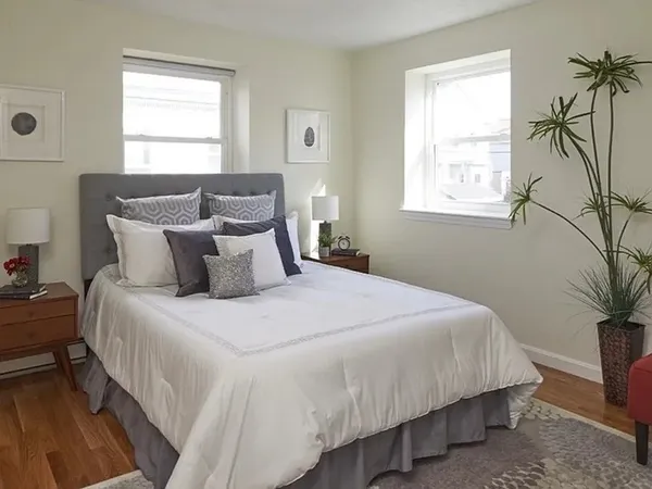 $3,300 | 104 Trowbridge Street, Unit 4, Cambridge, MA 02138