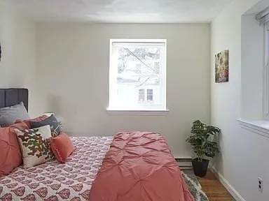 $3,300 | 104 Trowbridge Street, Unit 4, Cambridge, MA 02138