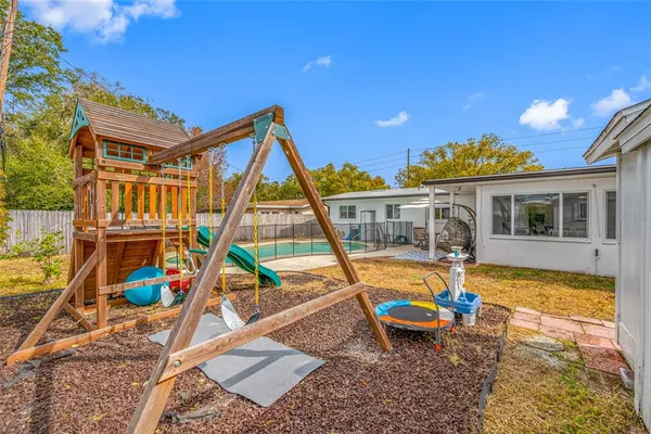 $3,999 | 1268 Robin Hood Lane, Dunedin, FL 34698