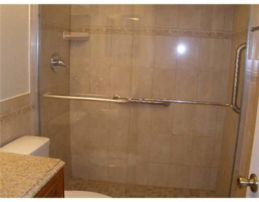 1034 Exeter, Unit 1034 Boca Raton, FL 33434 - Photo 8 of 15 Additional Photo