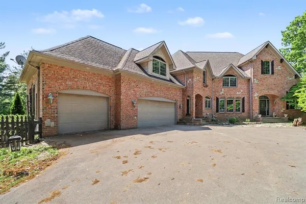 $1,250,000 | 16400 Easudes Road, Grass Lake, MI 49240