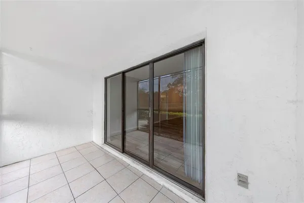 $184,900 | 1308 Pine Ridge Circle East, Unit H1, Tarpon Springs, FL 34688