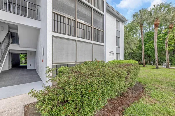 $184,900 | 1308 Pine Ridge Circle East, Unit H1, Tarpon Springs, FL 34688