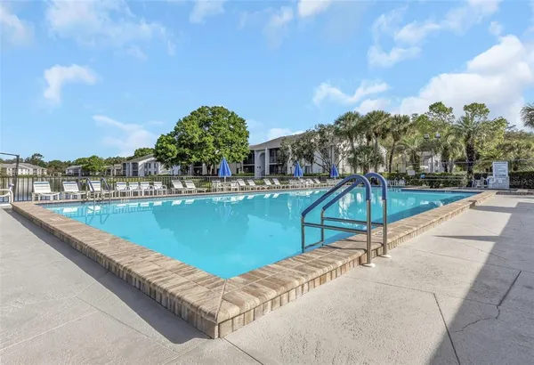 $184,900 | 1308 Pine Ridge Circle East, Unit H1, Tarpon Springs, FL 34688