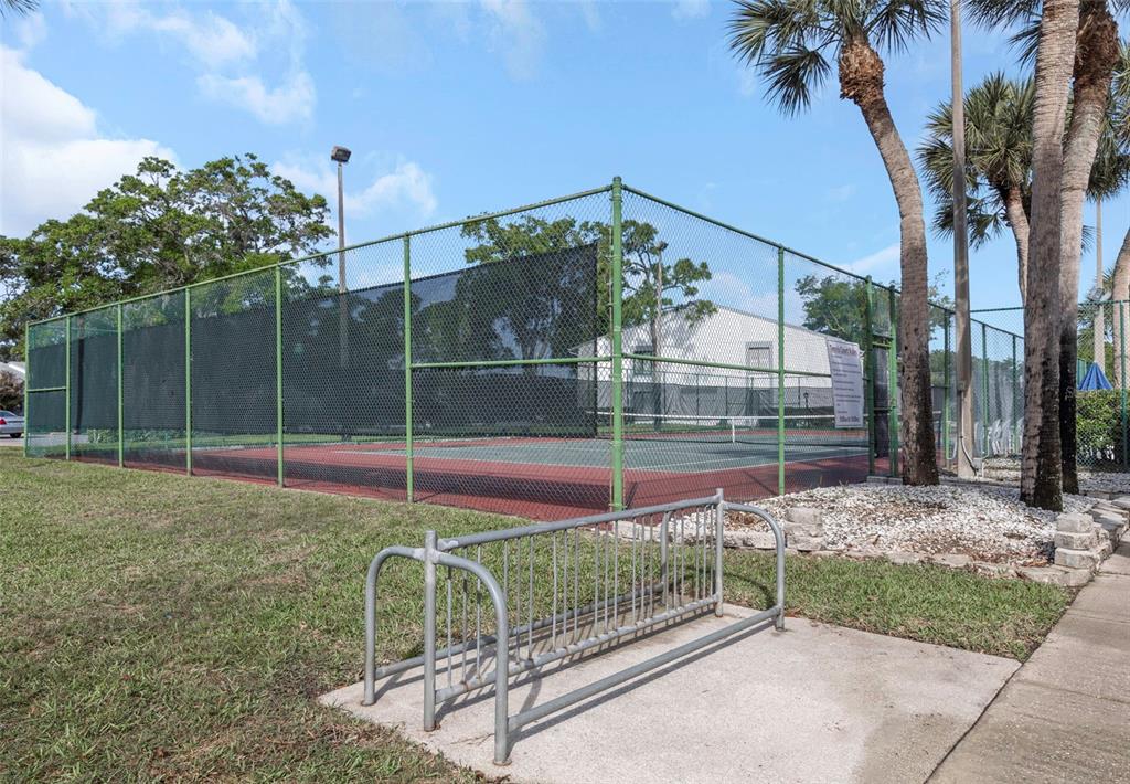 1308 Pine Ridge Circle East, Unit H1 Tarpon Springs, FL 34688 - Photo 48 of 50