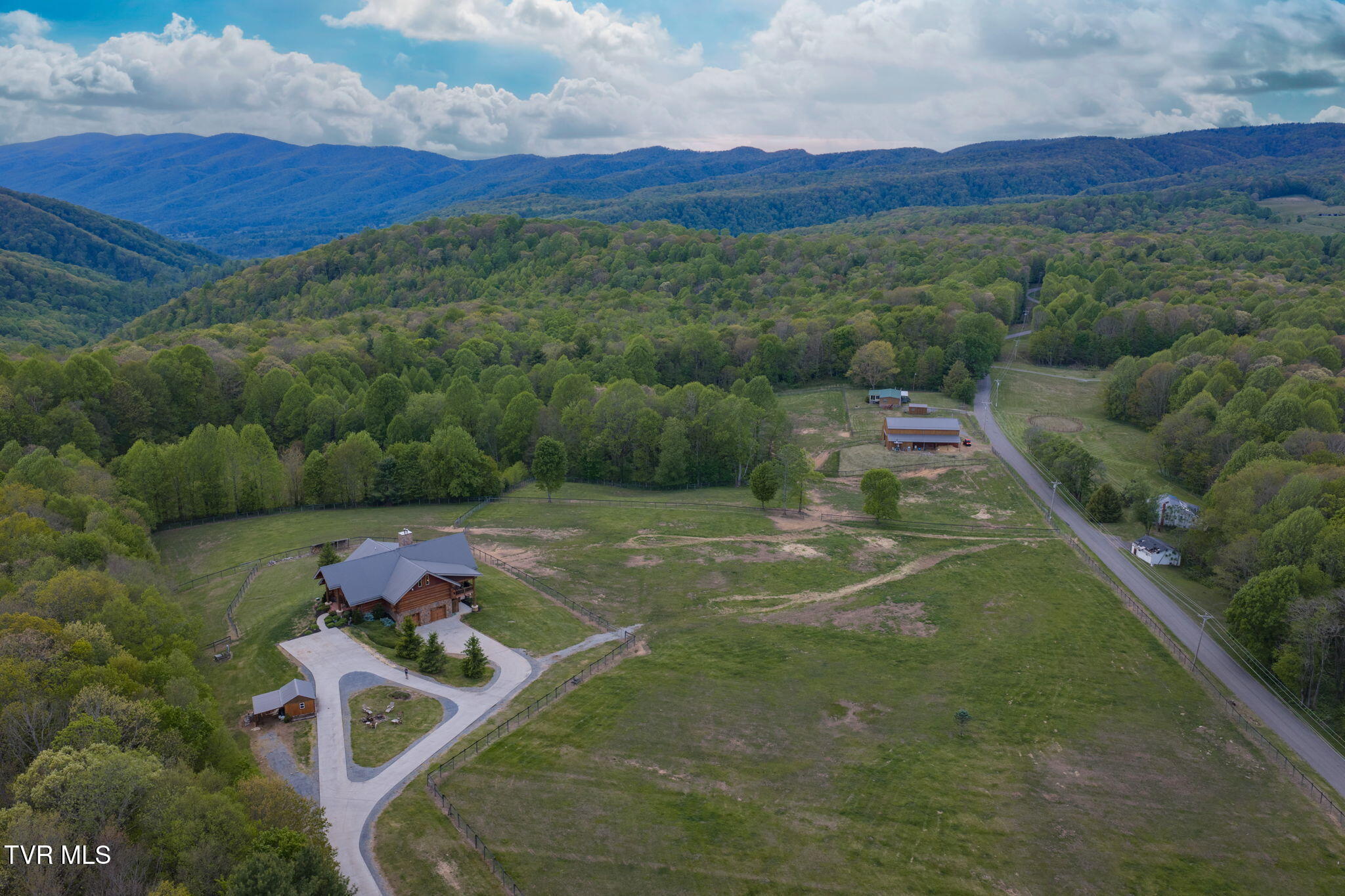 2835 Cross Mountain Road Shady Valley, TN 37688 - Photo 91 of 104 022