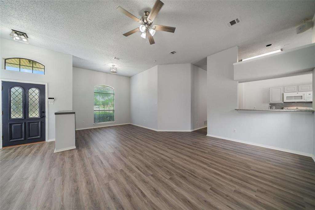 6310 Azalea Drive Rowlett, TX 75089 - Photo 5 of 18