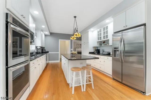 $1,124,000 | 5 Upper Creek Road, Stockton, NJ 08559