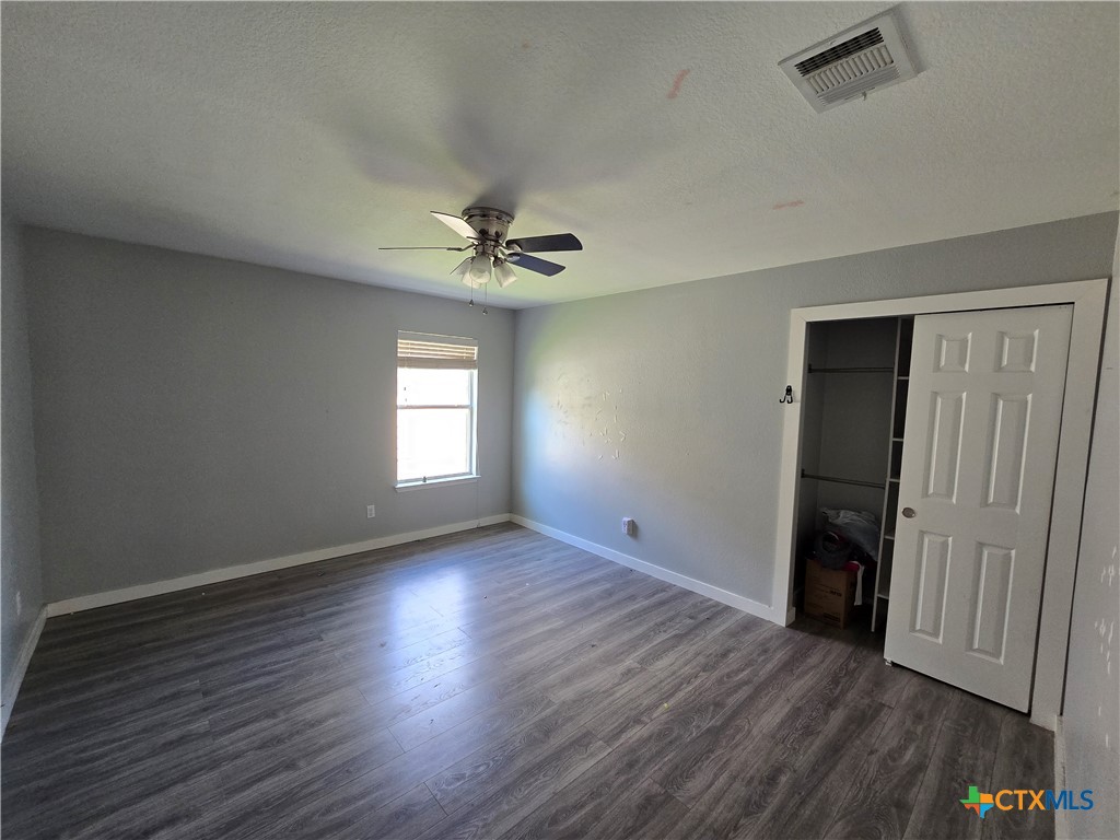 908 Starlight Drive Temple, TX 76502 - Photo 17 of 25 Bedroom 3
