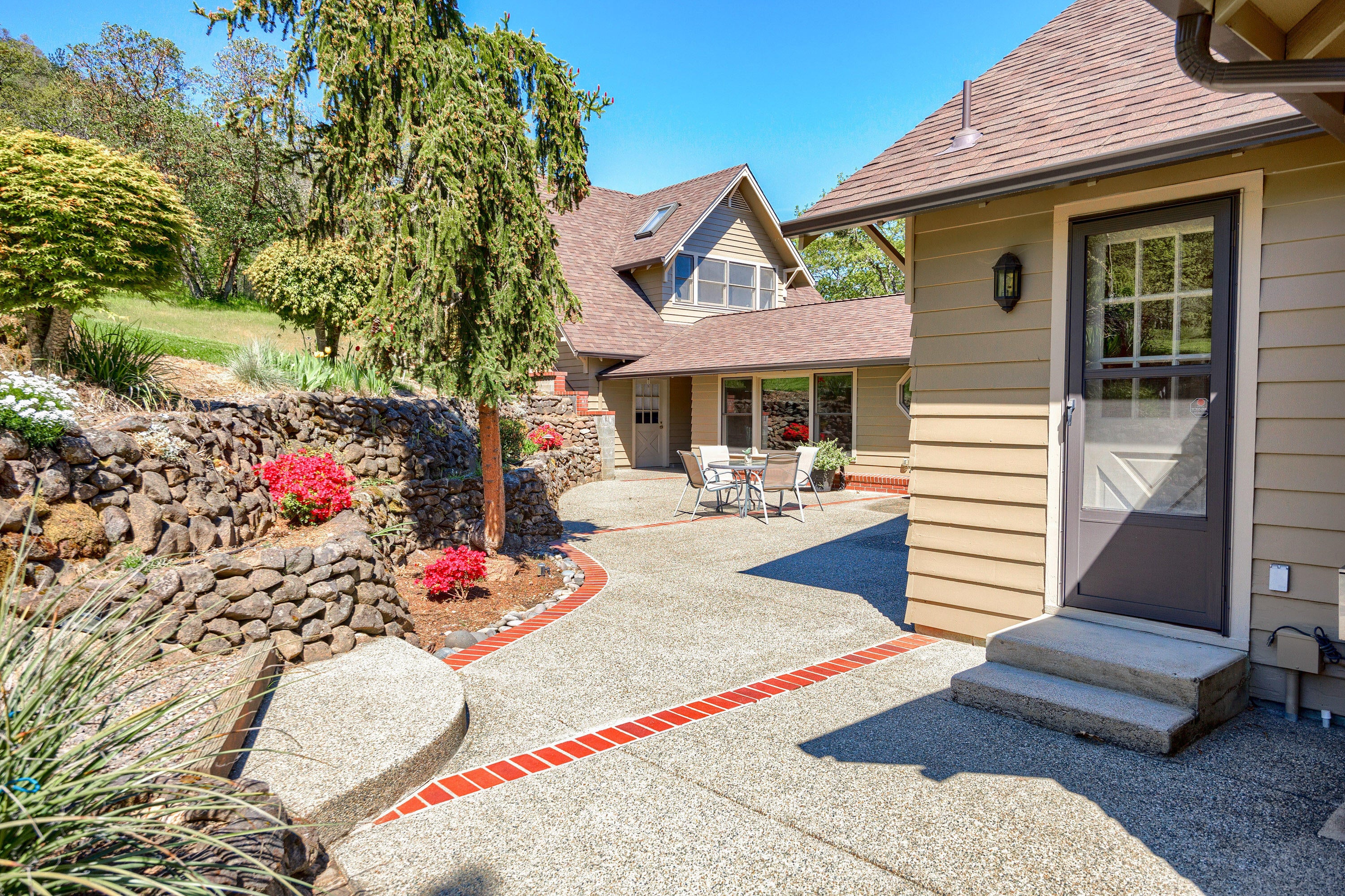 3775 Old Military Road Central Point, OR 97502 - Photo 36 of 58 41-print-ApxOM (41)