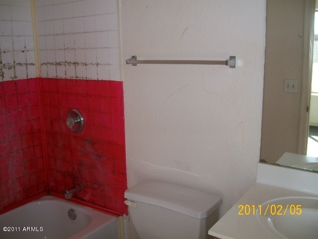 701 West Riverside Street Phoenix, AZ 85041 - Photo 10 of 14 100_4758