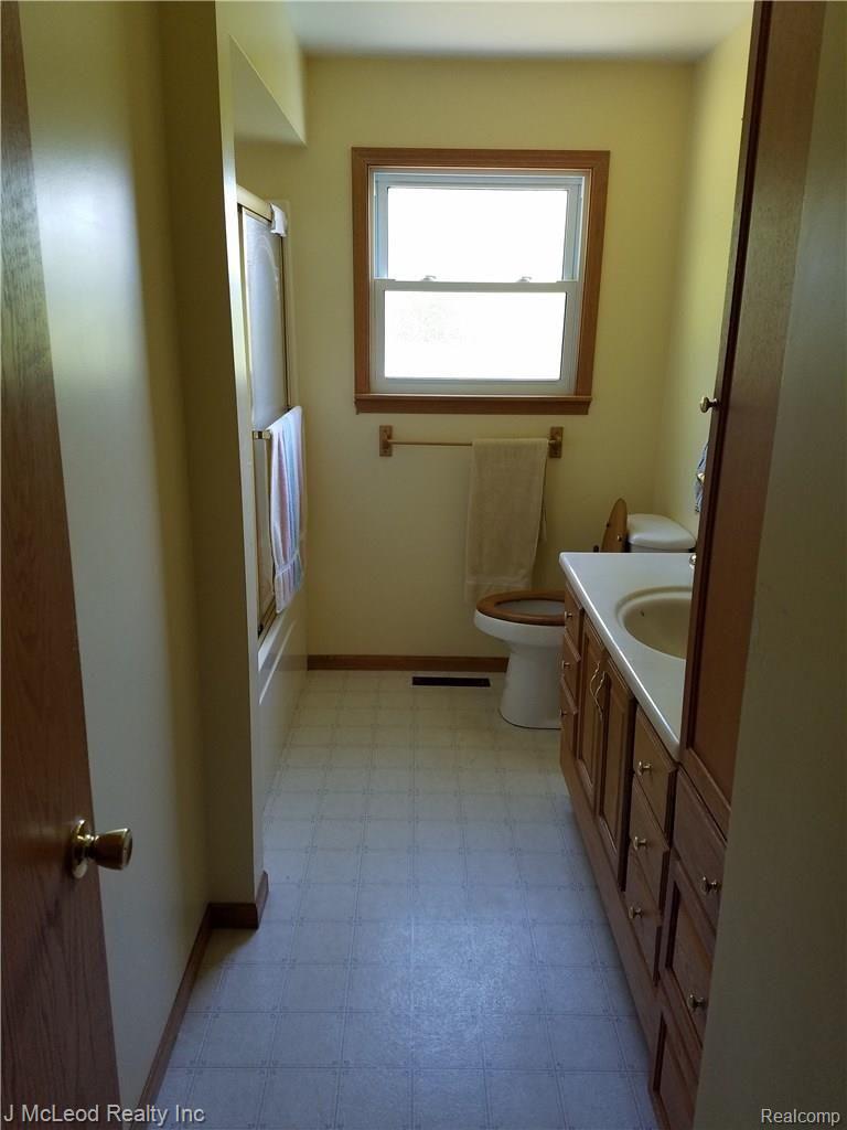 8250 Harris Road Millington, MI 48746 - Photo 9 of 32 2016-07-12 15.44
