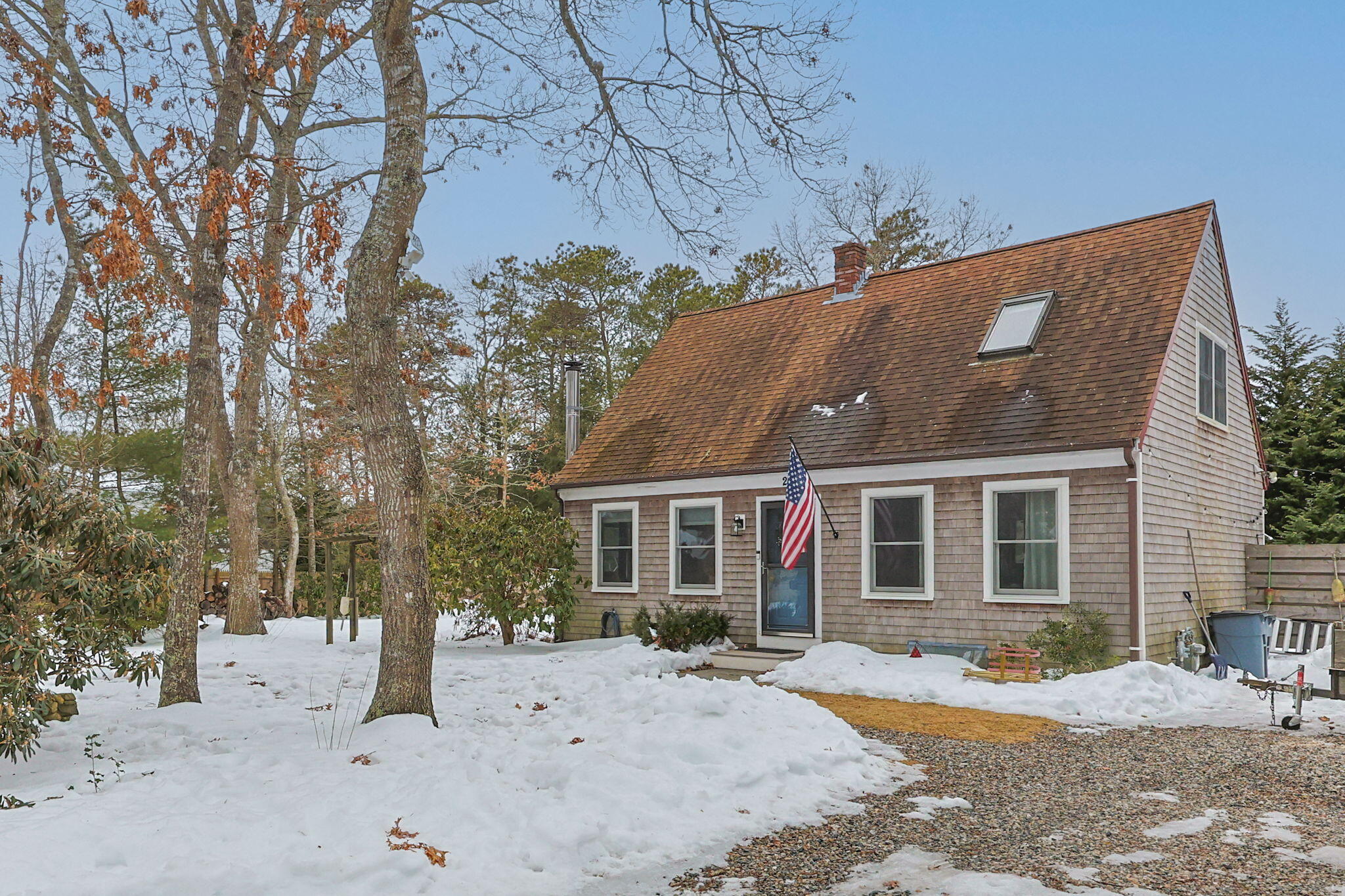 25 Rainbow Lane Mashpee, MA 02649 - Photo 2 of 30 Side driveway view