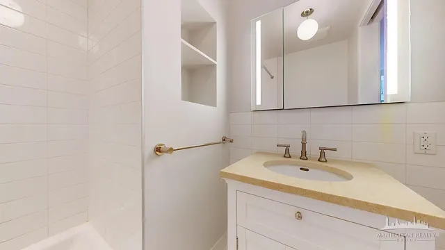 $11,000 | 448 Broome Street, Unit 4E | SoHo