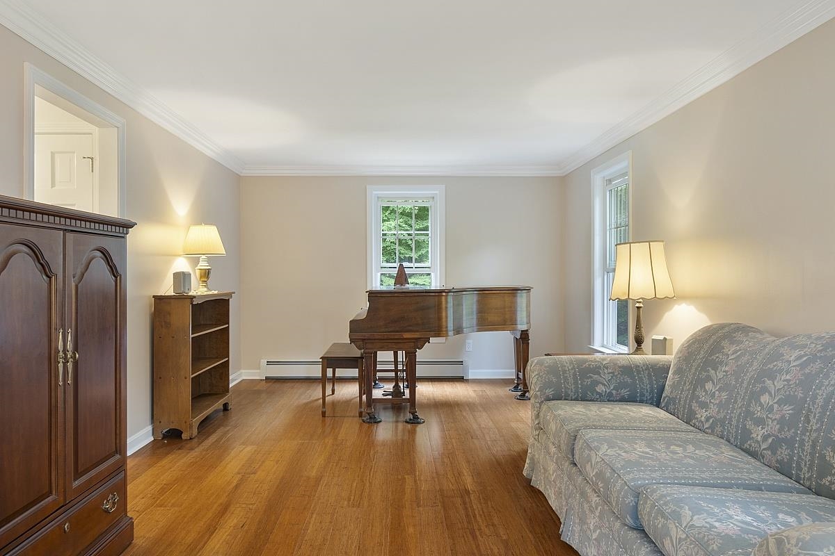 38 Ballard Road Derry, NH 03038 - Photo 21 of 40