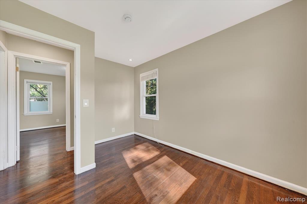 15151 Merriman Road Livonia, MI 48154 - Photo 25 of 38 Gallery Image 25
