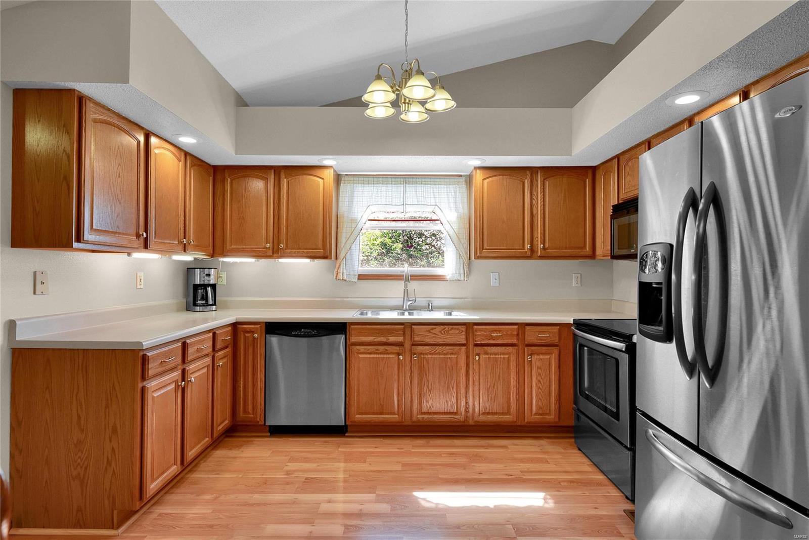 7514 South Ridge Court Maryville, IL 62062 - Photo 12 of 27 Gallery Image 12