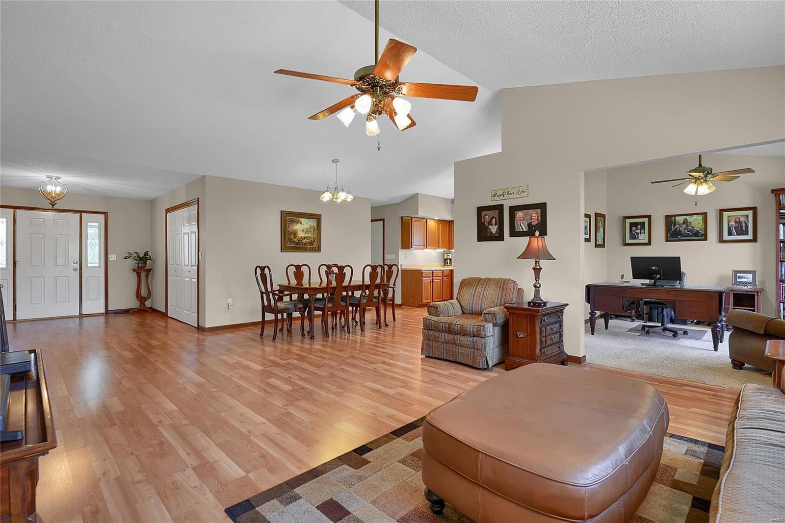 7514 South Ridge Court Maryville, IL 62062 - Photo 9 of 27 Gallery Image 9