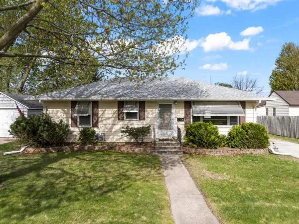 $185,000 | 1402 7th Street Southeast, Austin, MN 55912