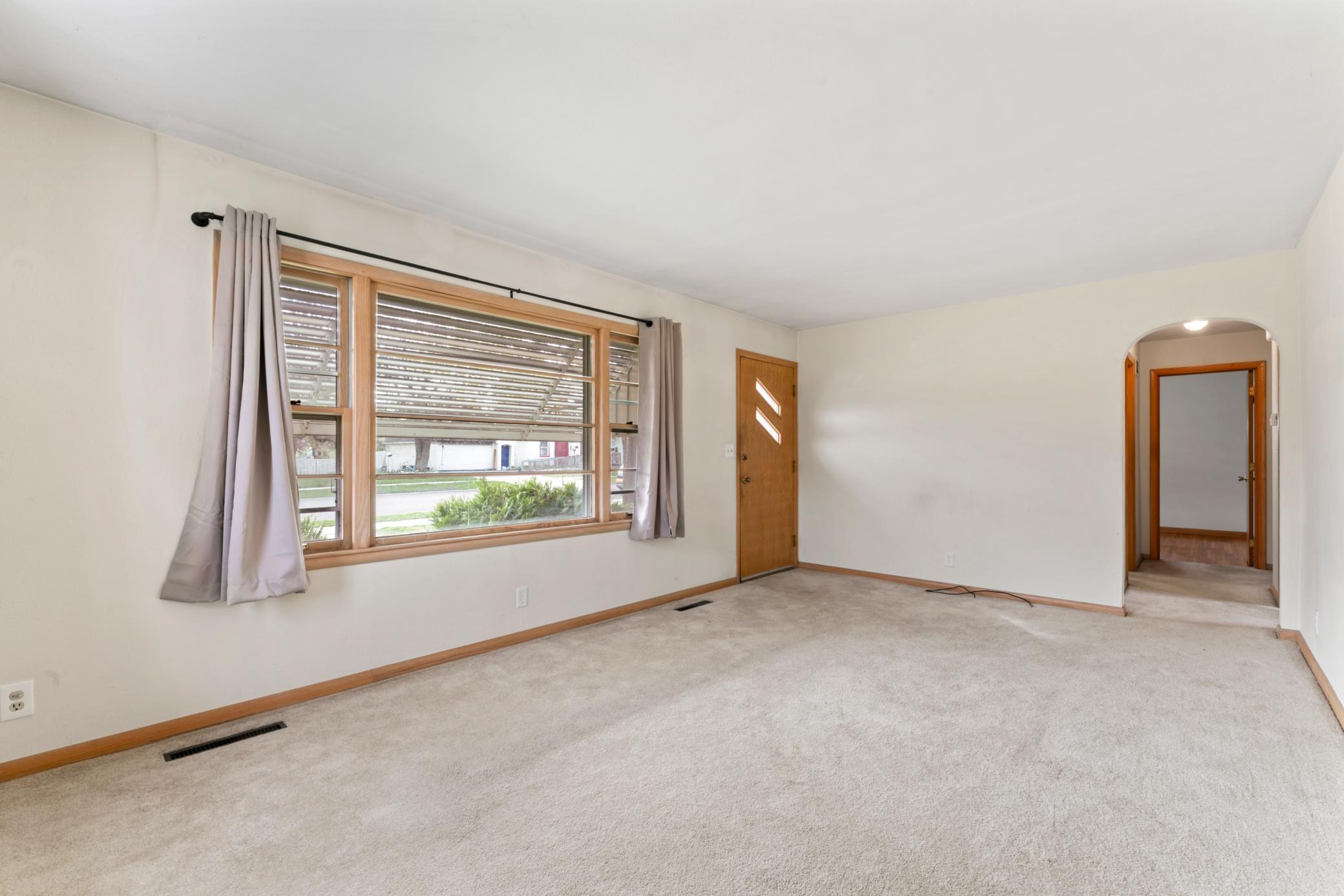 1402 7th Street Southeast Austin, MN 55912 - Photo 12 of 33