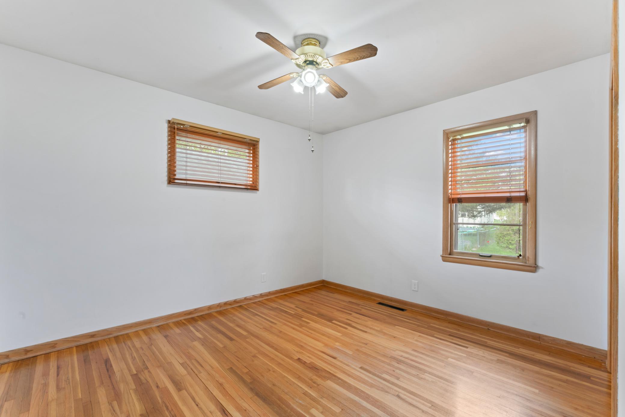 1402 7th Street Southeast Austin, MN 55912 - Photo 16 of 33