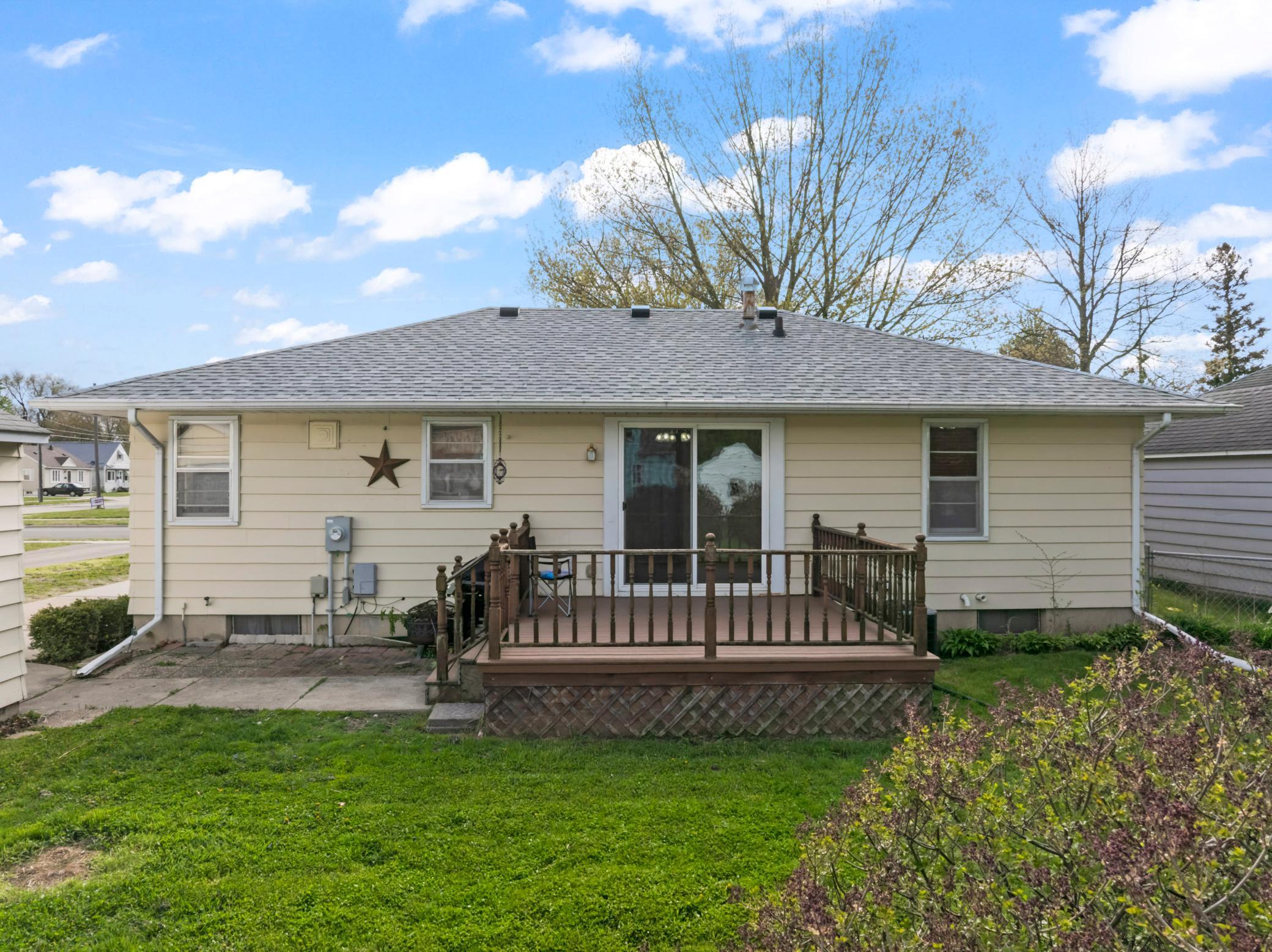 1402 7th Street Southeast Austin, MN 55912 - Photo 29 of 33