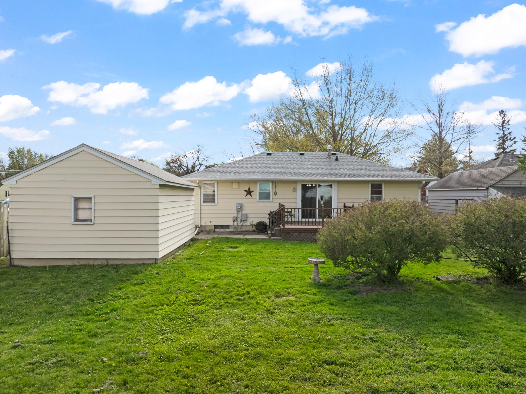 1402 7th Street Southeast Austin, MN 55912 - Photo 30 of 33
