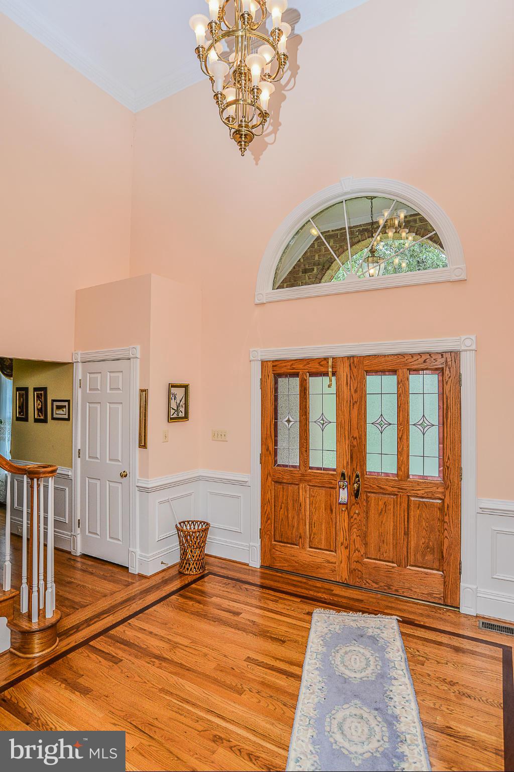 3719 Nalls Road Alexandria, VA 22309 - Photo 2 of 16 Foyer