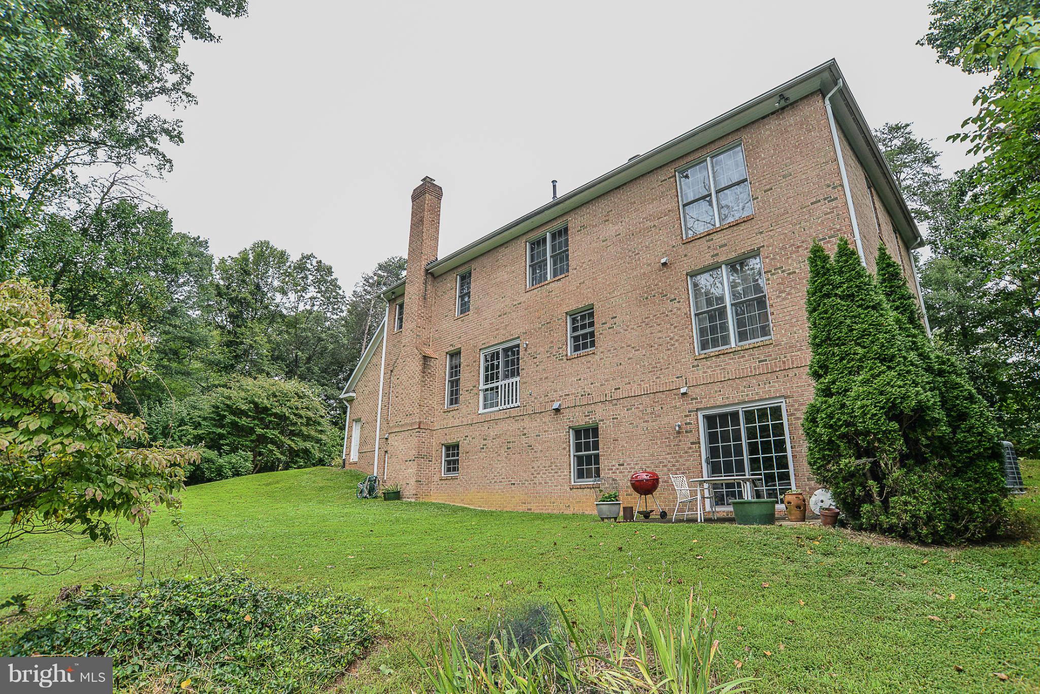 3719 Nalls Road Alexandria, VA 22309 - Photo 15 of 16 Exterior (Rear)