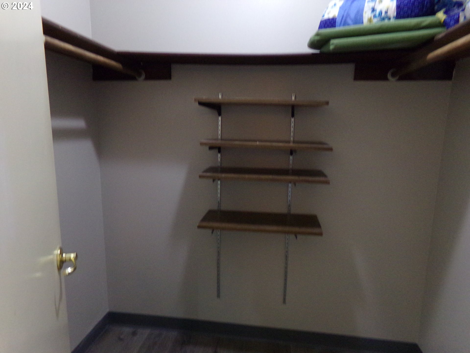 950 Evergreen Road, Unit 310 Woodburn, OR 97071 - Photo 11 of 18 Gallery Image 11
