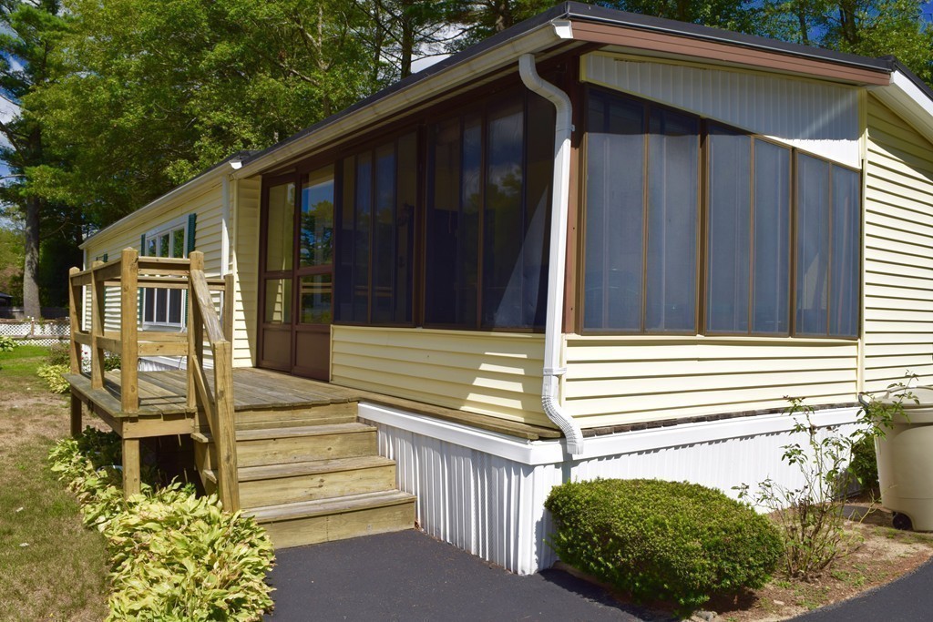 35 Longboat Road Wareham, MA 02576 - Photo 14 of 16 Gallery Image 14