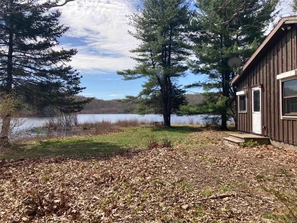 74-76 Towantic Hill Road Oxford, CT 06478 - Photo 14 of 38