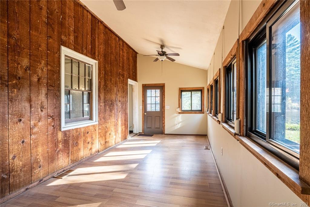 74-76 Towantic Hill Road Oxford, CT 06478 - Photo 27 of 38 cottage BR #2