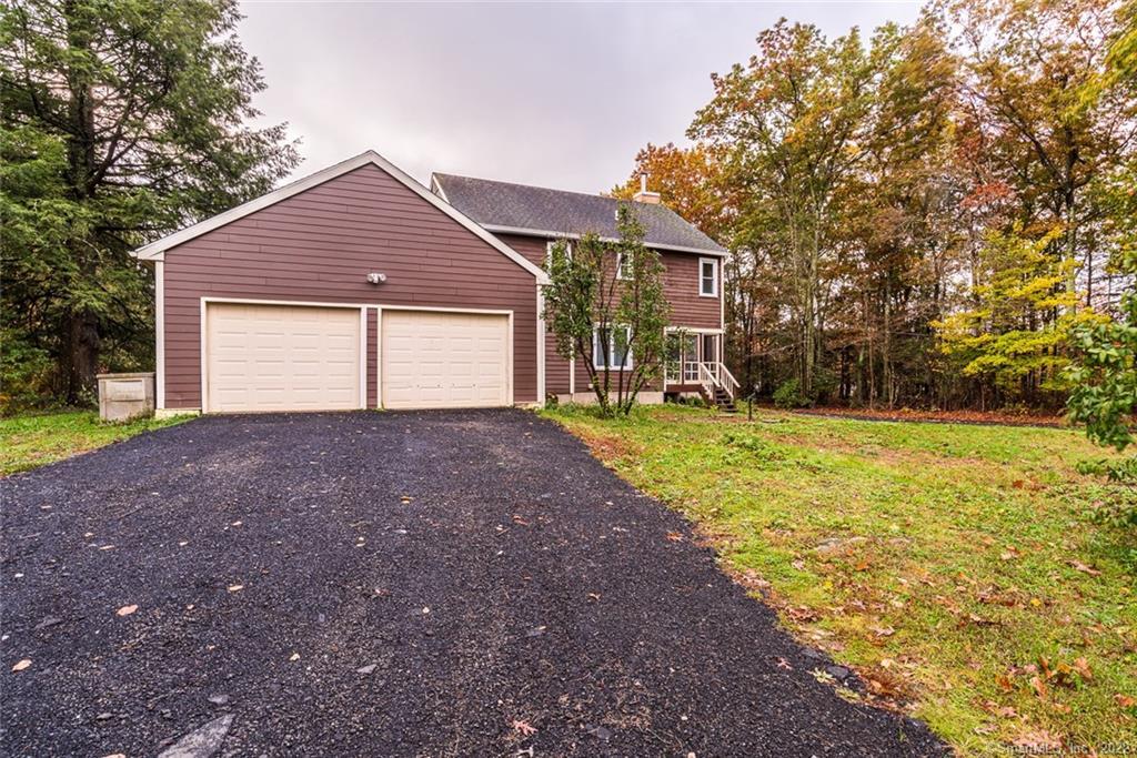 74-76 Towantic Hill Road Oxford, CT 06478 - Photo 31 of 38 2 car attached garage