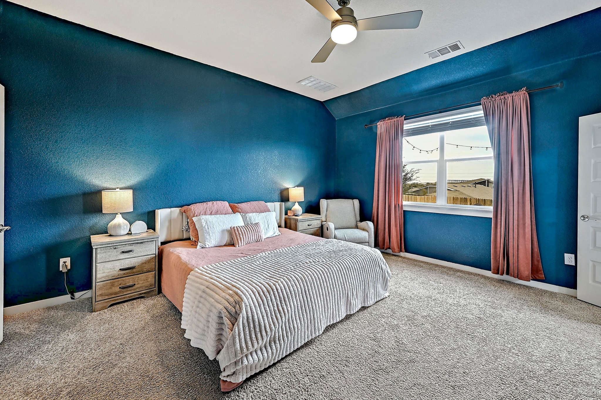 7712 Linnie Lane Austin, TX 78724 - Photo 15 of 37 a bedroom with a bed and window