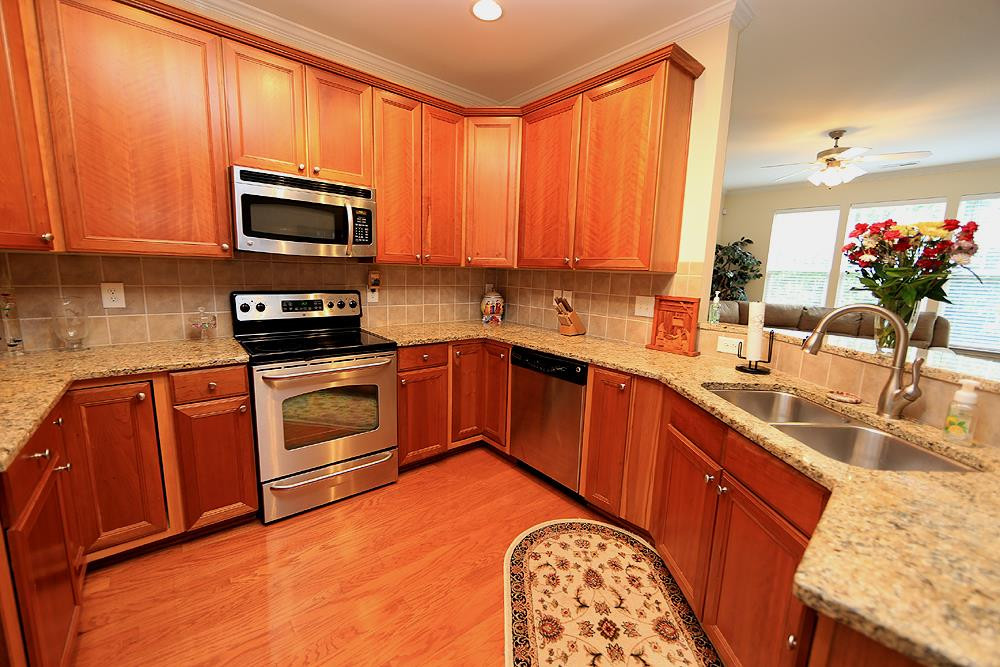 4711 Kings Garden Road Raleigh, NC 27612 - Photo 5 of 21 Kitchen