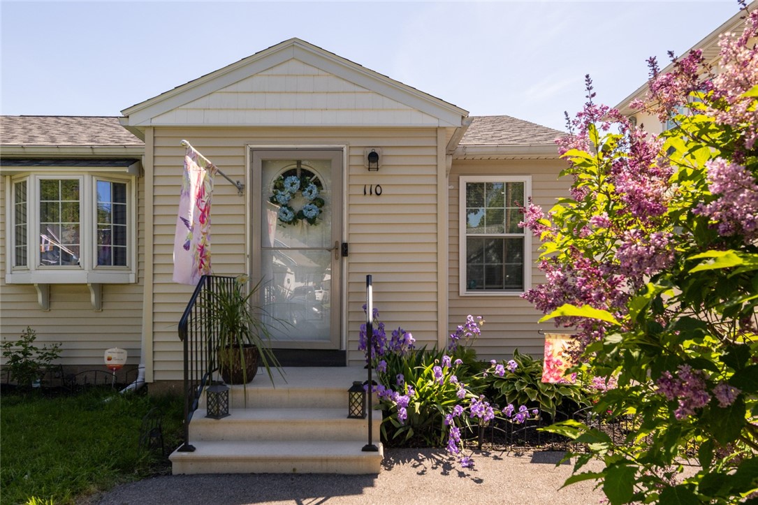 110 Brookhaven Terrace Rochester, NY 14621 - Photo 1 of 24