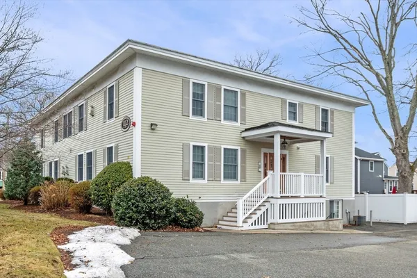 $379,900 | 112 Porter Street, Unit 3, Melrose, MA 02176