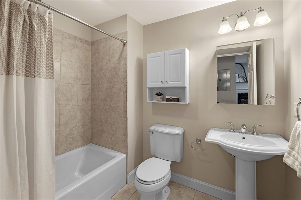 112 Porter Street, Unit 3 Melrose, MA 02176 - Photo 17 of 21