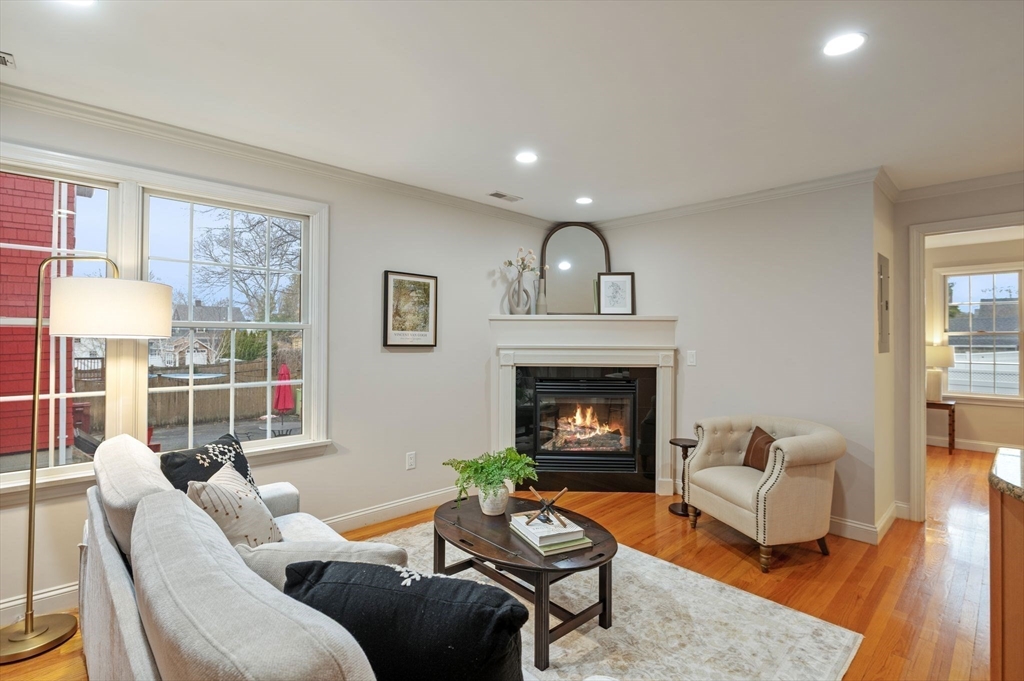 112 Porter Street, Unit 3 Melrose, MA 02176 - Photo 5 of 21