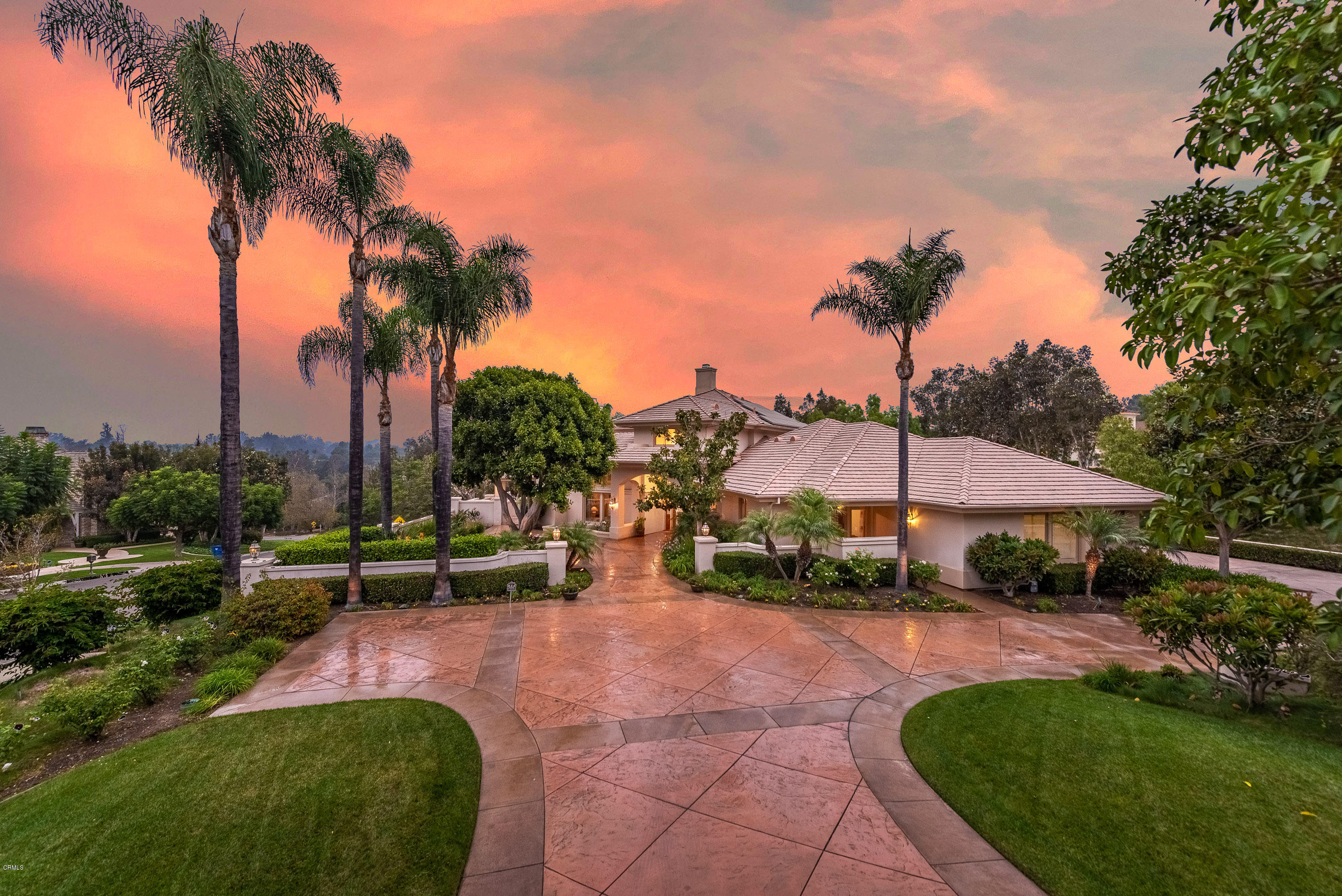 657 Corte Corrida Camarillo, CA 93010 - Photo 8 of 74 a view of an outdoor space yard and patio