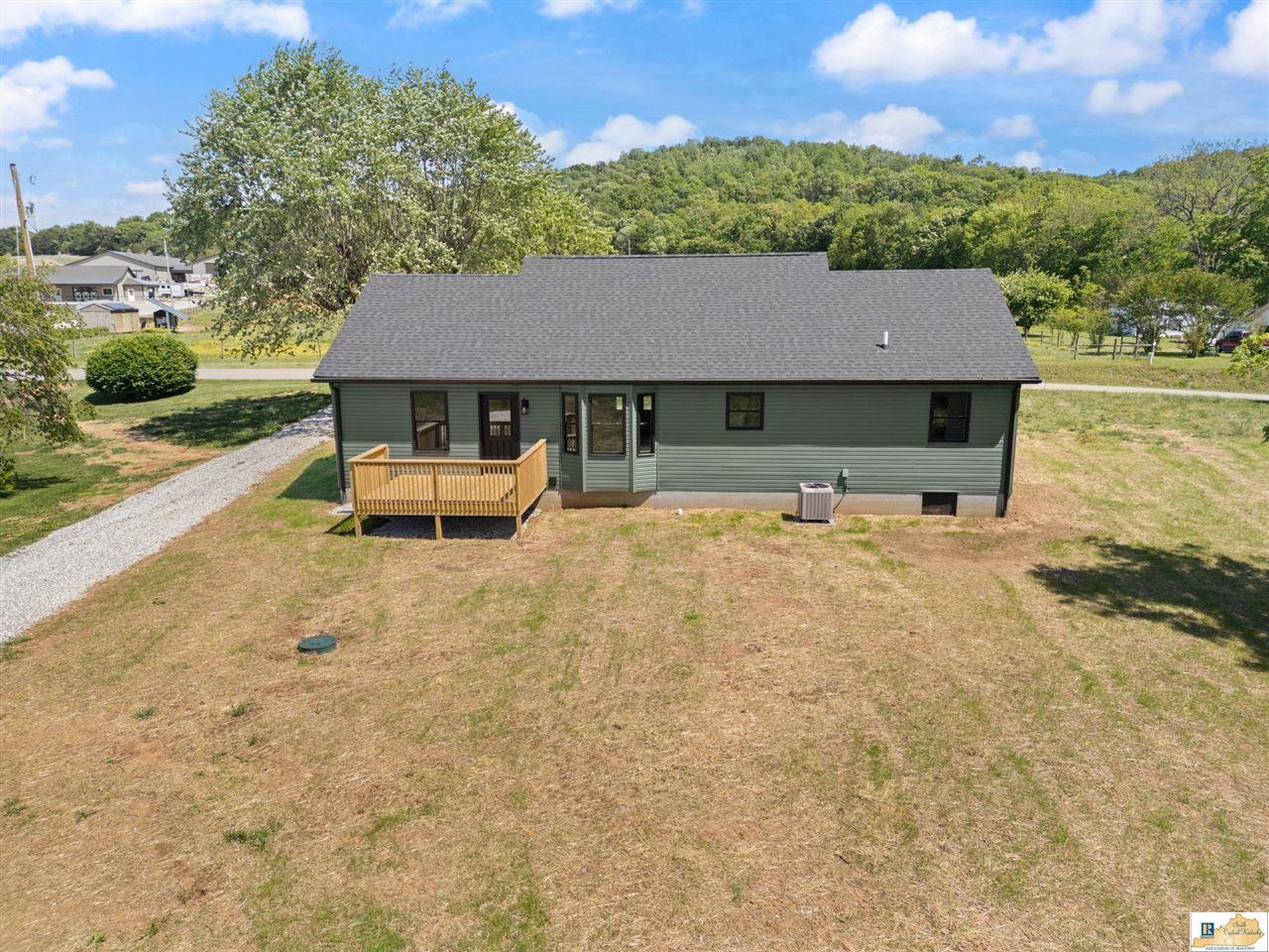1363 Short Cut Road Horse Cave, KY 42749 - Photo 29 of 64 Gallery Image 29
