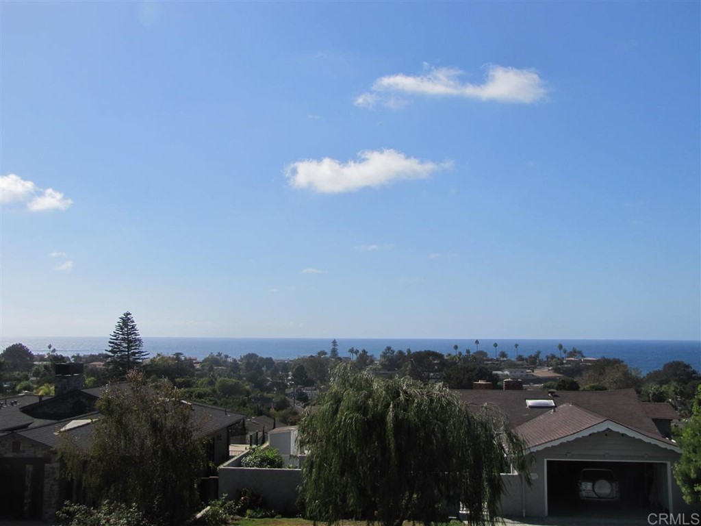 714 Barbara Avenue Solana Beach, CA 92075 - Photo 3 of 7 a view of a city