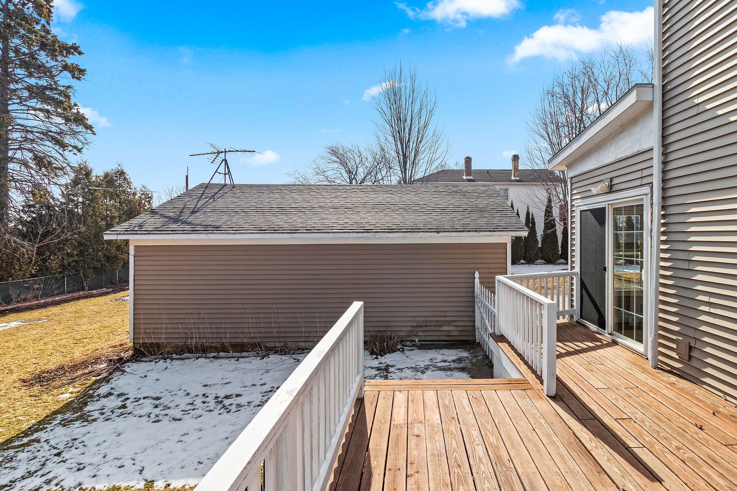 523 North 5th Street Manitowoc, WI 54220 - Photo 49 of 71 IMG_0250.JPG-SMALL