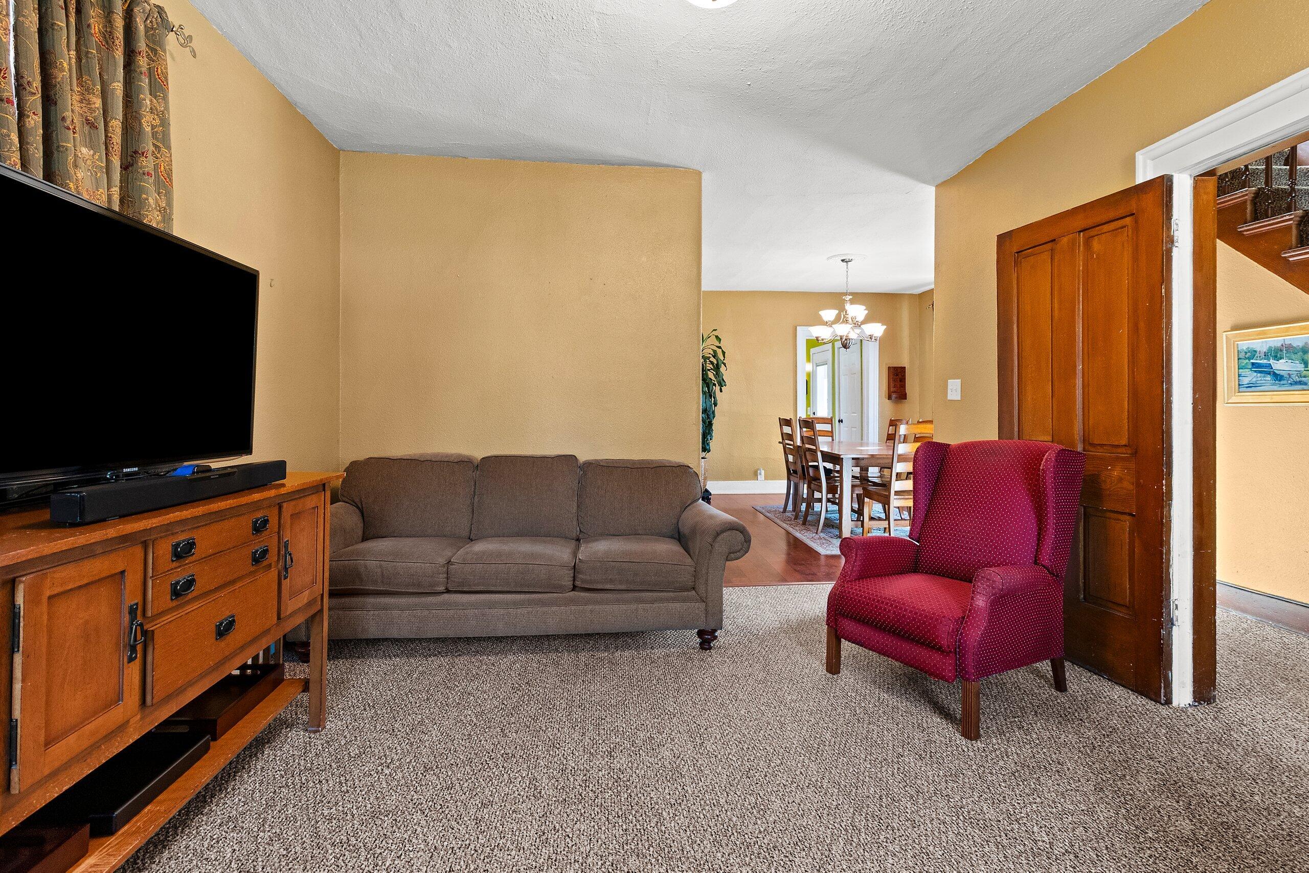 523 North 5th Street Manitowoc, WI 54220 - Photo 59 of 71 IMG_9915.JPG-SMALL