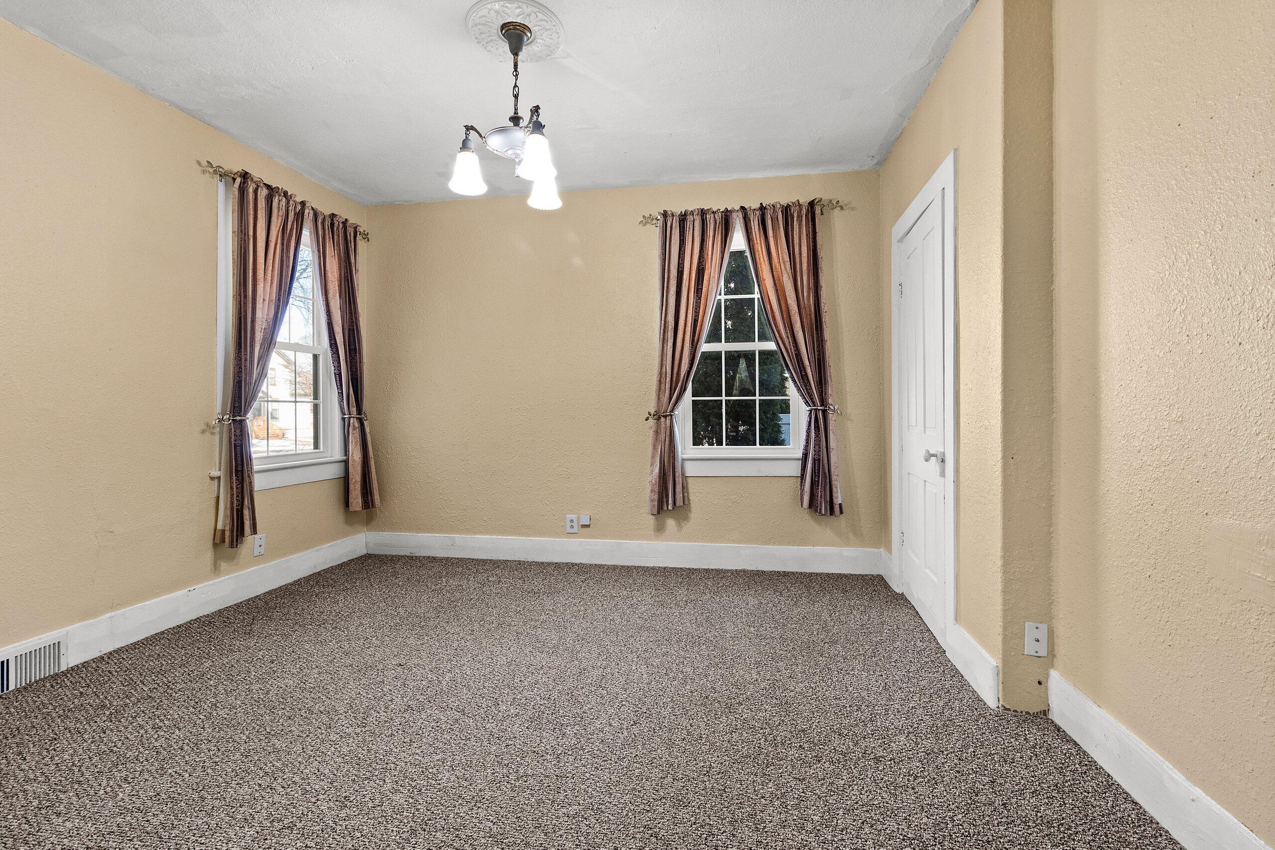 523 North 5th Street Manitowoc, WI 54220 - Photo 65 of 71 IMG_9951.JPG-SMALL