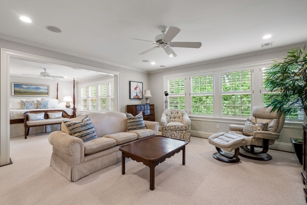44 Whiting Road Wellesley, MA 02481 - Photo 22 of 42 Gallery Image 22